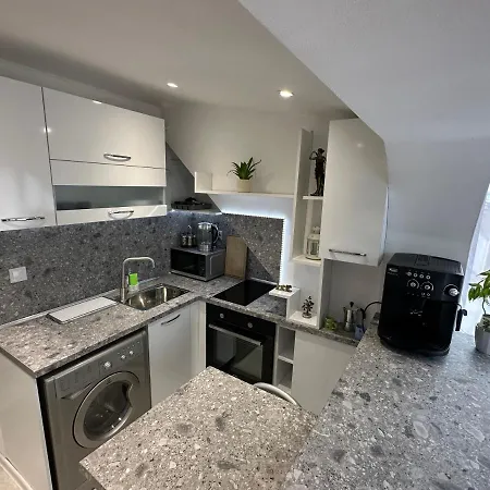 Lovely In Apartmán